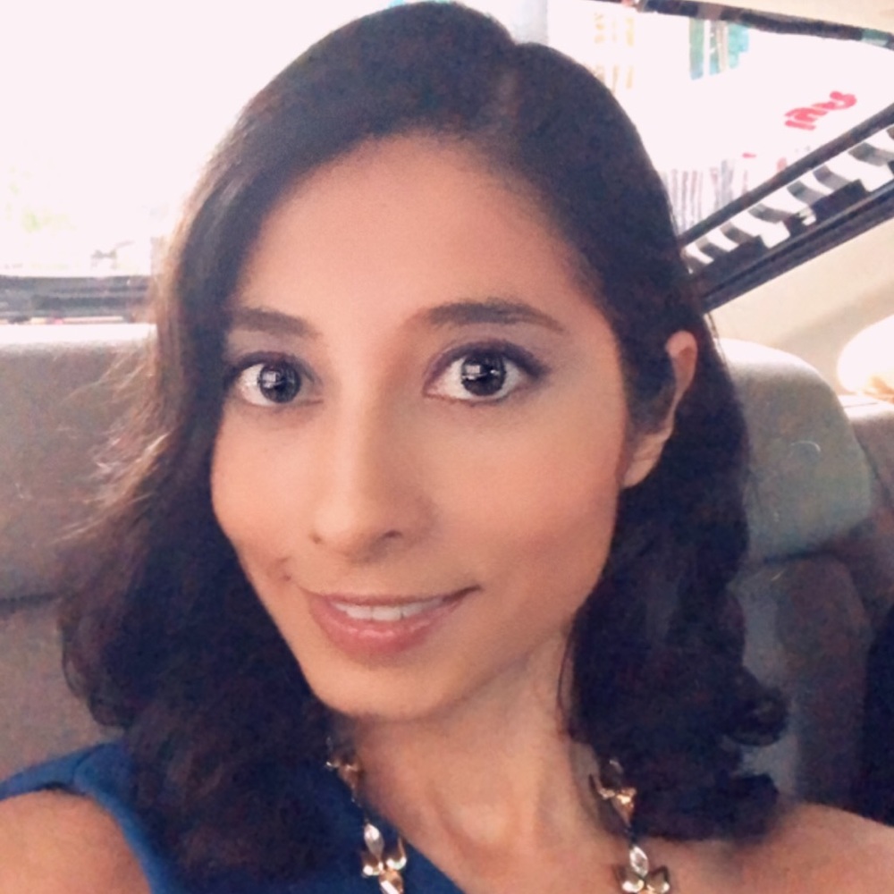 Meet your Posher, Gloria